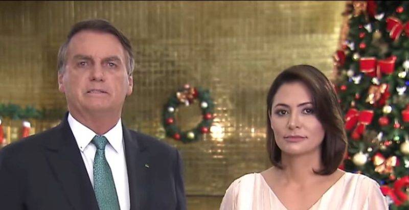 Protagonismo de Michele Bolsonaro na mensagem de Natal foi além do protocolo
